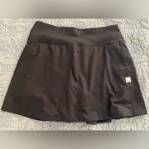 Vuori Halo Performance Skirt Black S ( Un-use)
